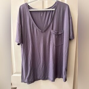 Kyte Baby Women’s Relaxed Fit V-Neck